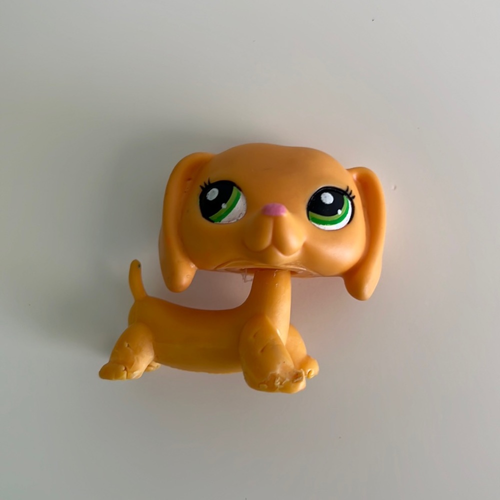 Lps authentic dachshund 2597 blind bag